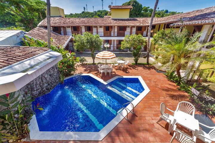 Pools & Facilities