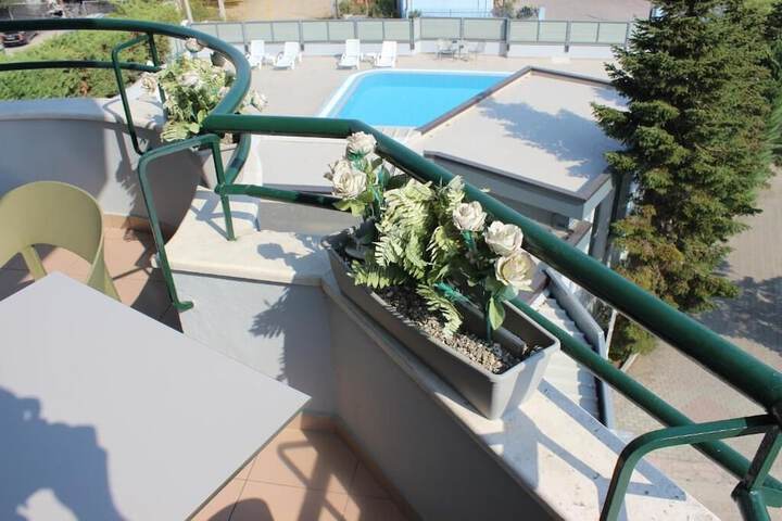 Terrace/Patio 15 of 37