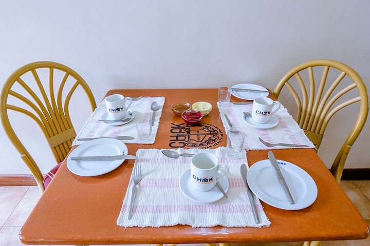 Dining 18 of 23