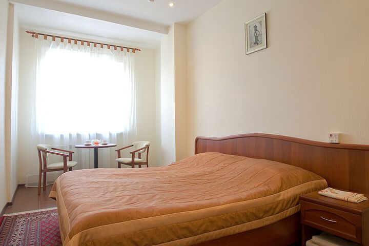 Room 7 of 59