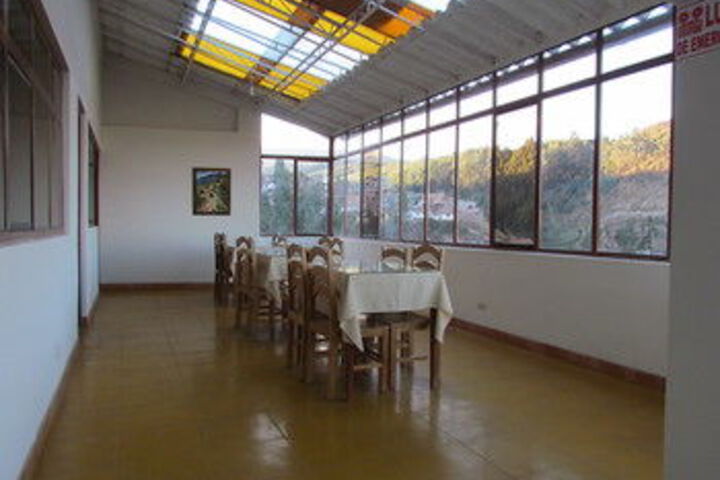 Dining 6 of 34