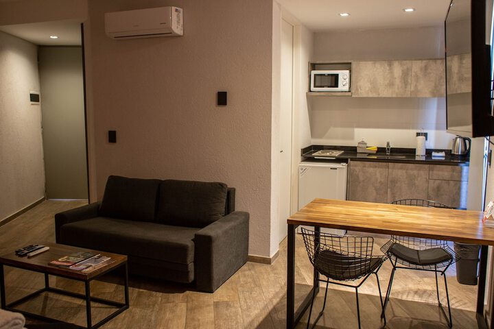 Room 18 of 50