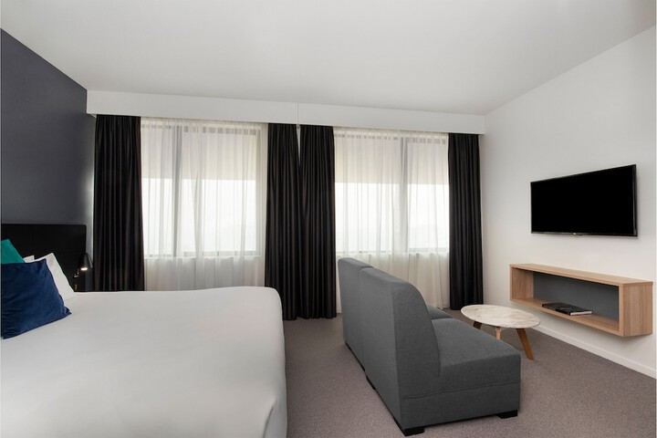 Room 45 of 71