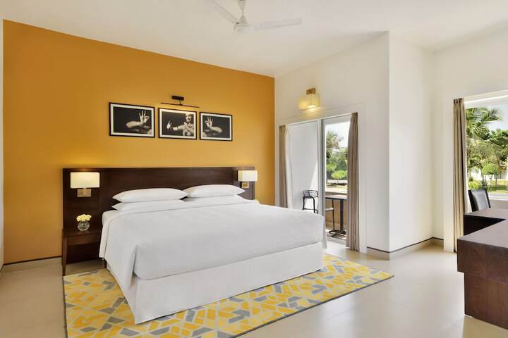 Room 10 of 68
