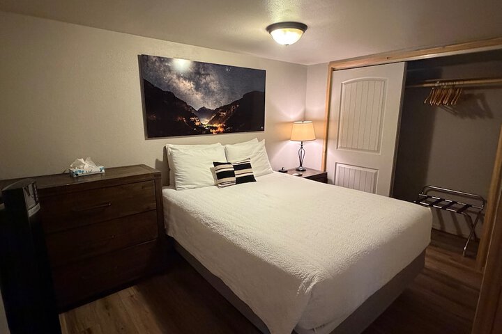 Room 35 of 108