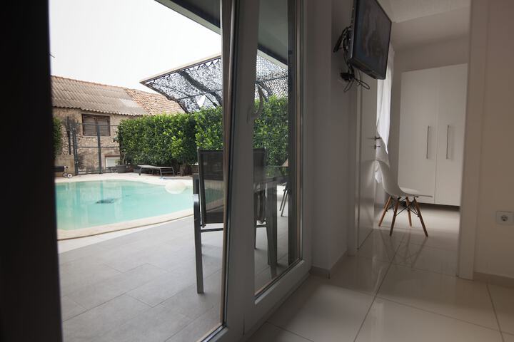 Terrace/Patio 50 of 104