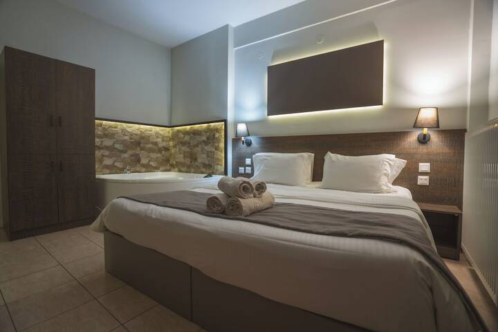 Room 7 of 43