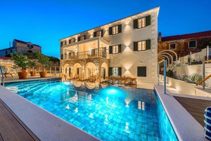 Hotel Brattia Adults Only