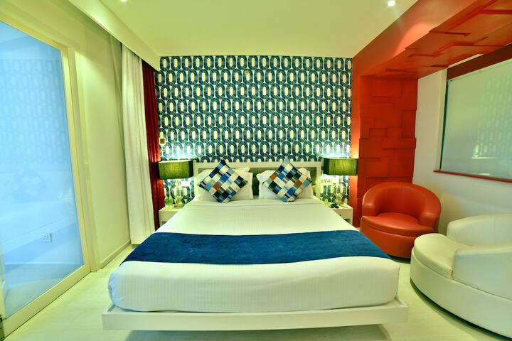 Room 16 of 58