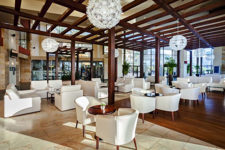 Hotel 67 of 71