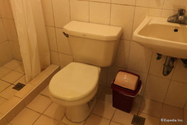 Room 8 of 55