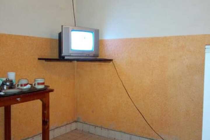 Room 2 of 7