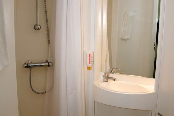 Clean Restrooms
