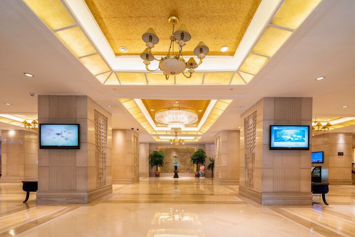 Hotel Interior 4 of 46