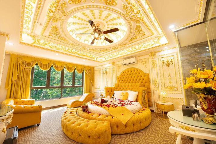 Kings Hotel Linh Đàm 1