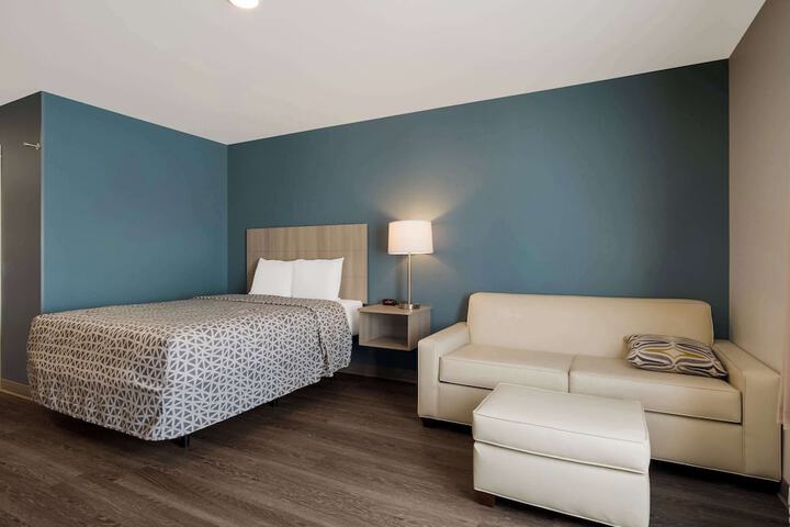 Room 18 of 41
