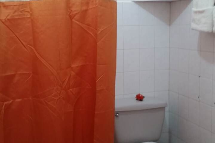 Room 10 of 20