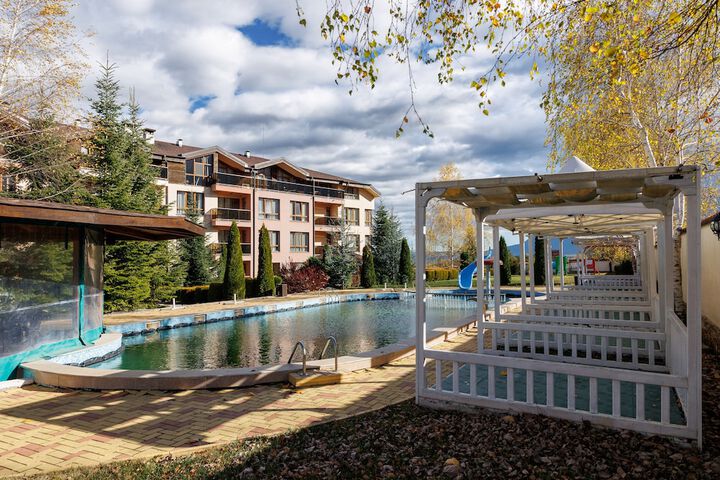 Pool 56 of 114