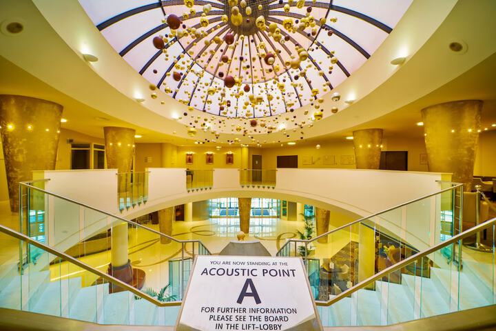 Guest Lobby