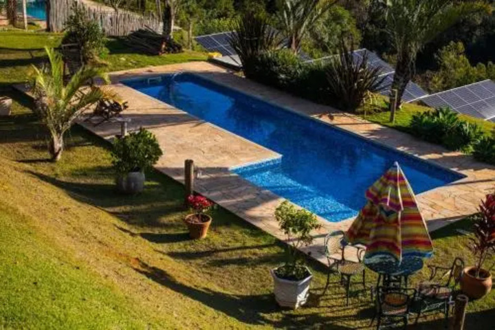 Pool 6 of 11