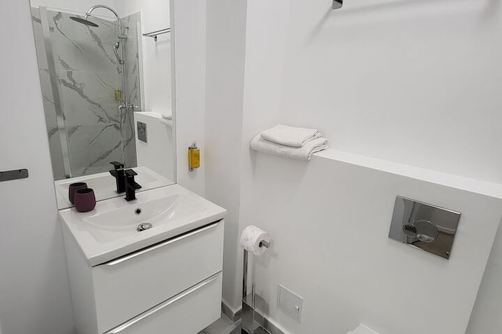 Room 82 of 112