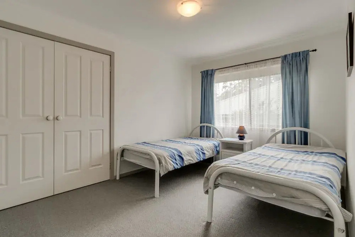 Room 3 of 9