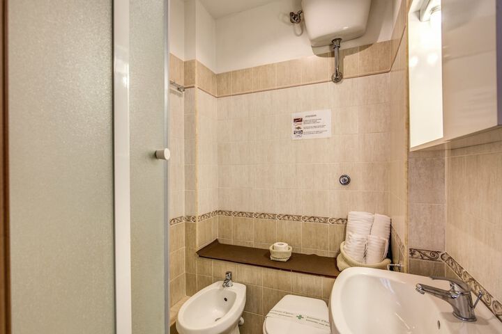 Room 26 of 31