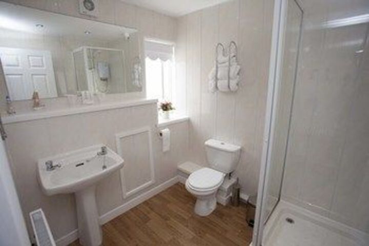 Room 4 of 31