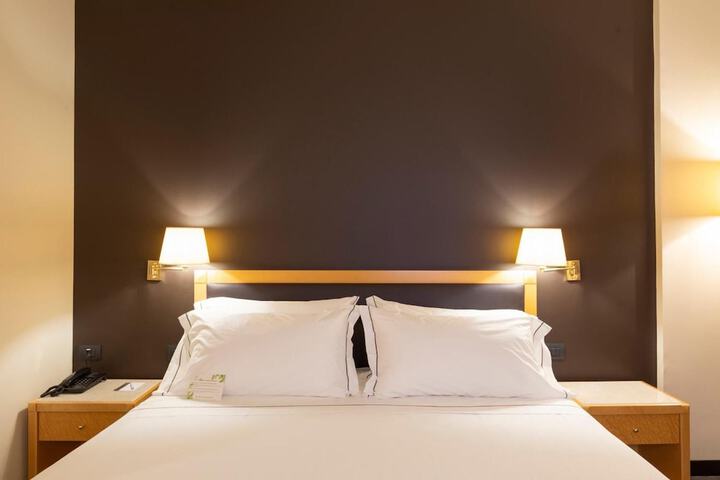 Room 20 of 62
