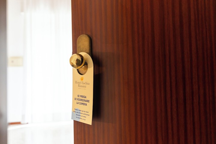 Room 35 of 71