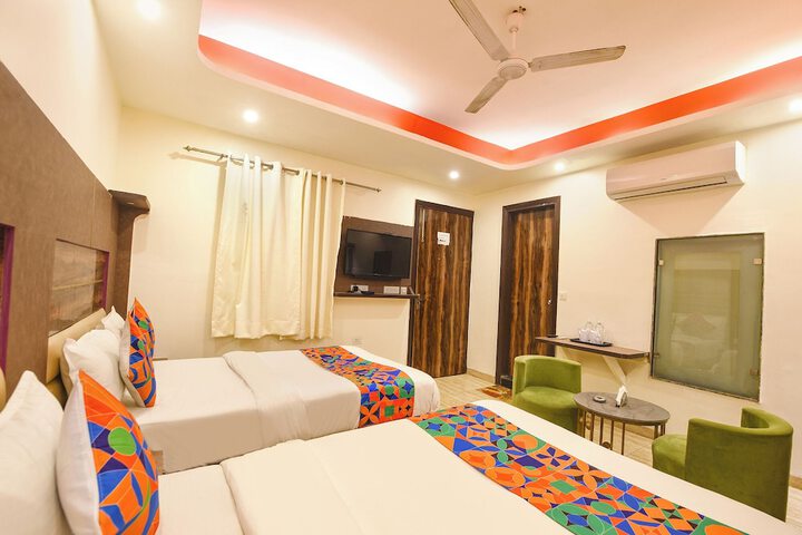 Room 17 of 29