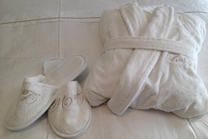 Room amenity