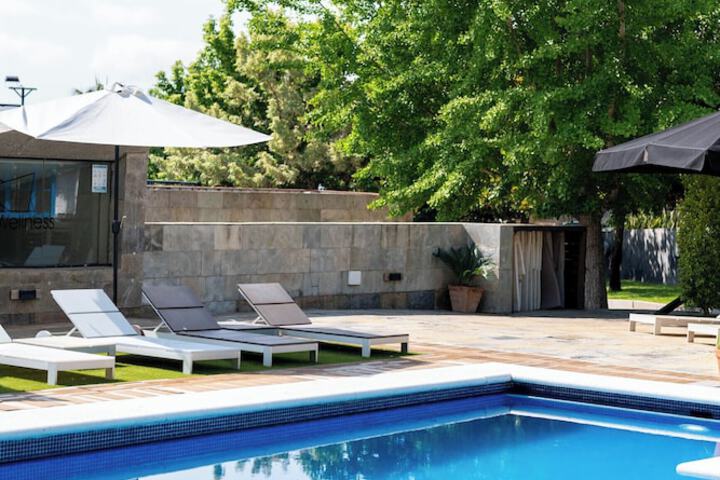 Pool 67 of 112