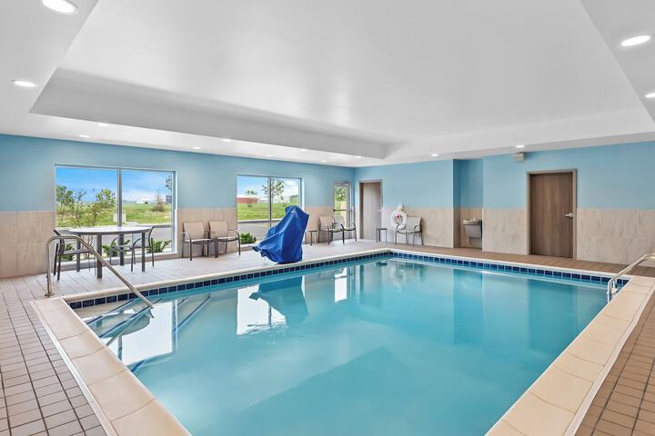 Pool 22 of 40