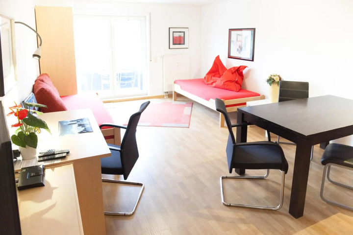 Room 2 of 12