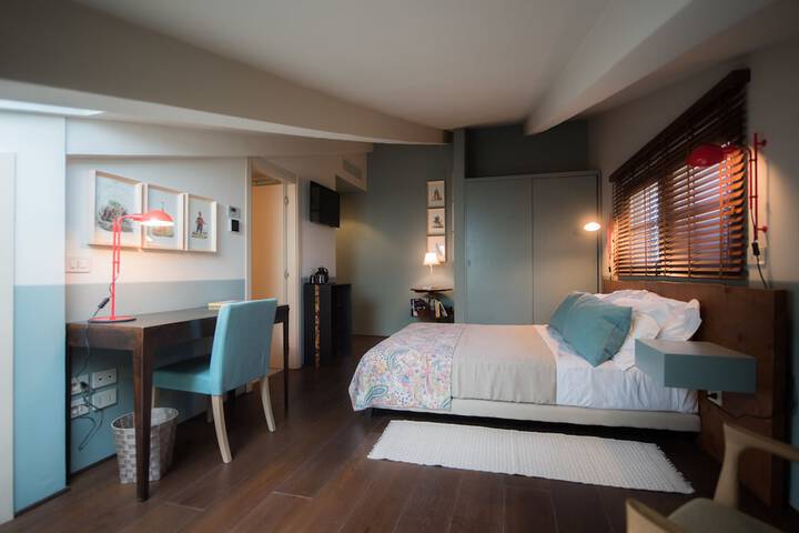 Room 13 of 51