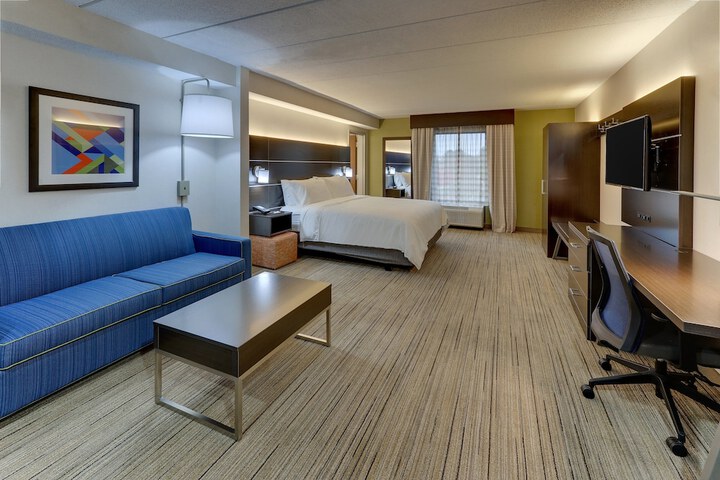 Standard | King Bed (25 of 30)