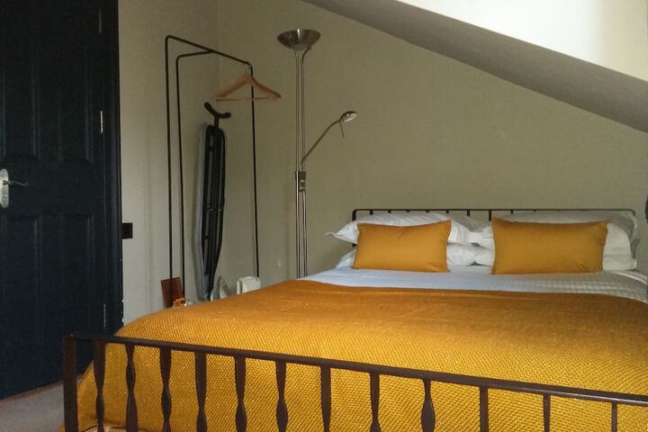 Room 36 of 196