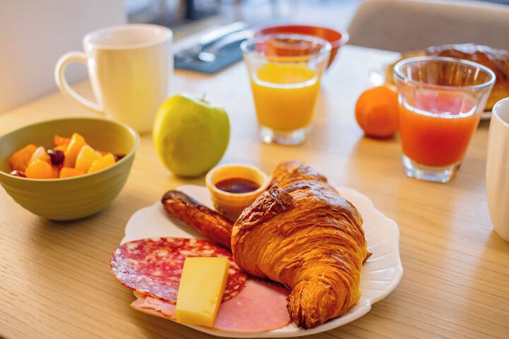 Breakfast/Coffee Service 84 of 99