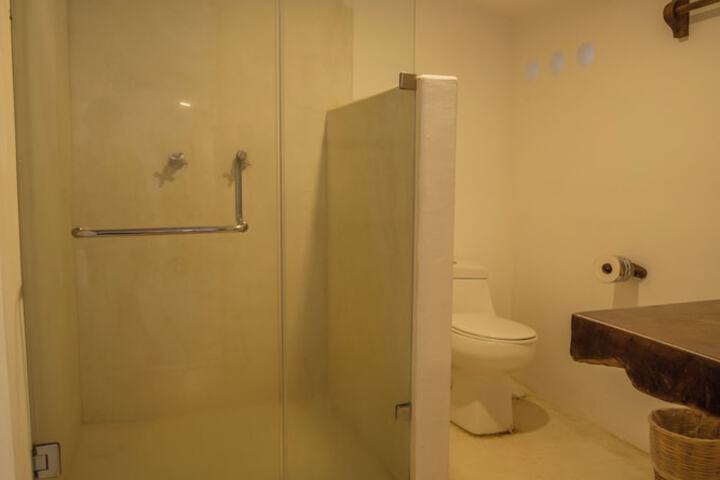 Room 45 of 91