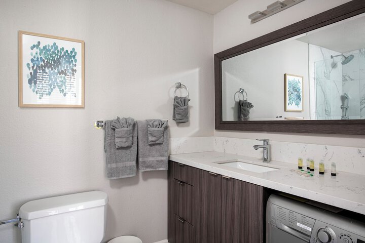 Room 175 of 200