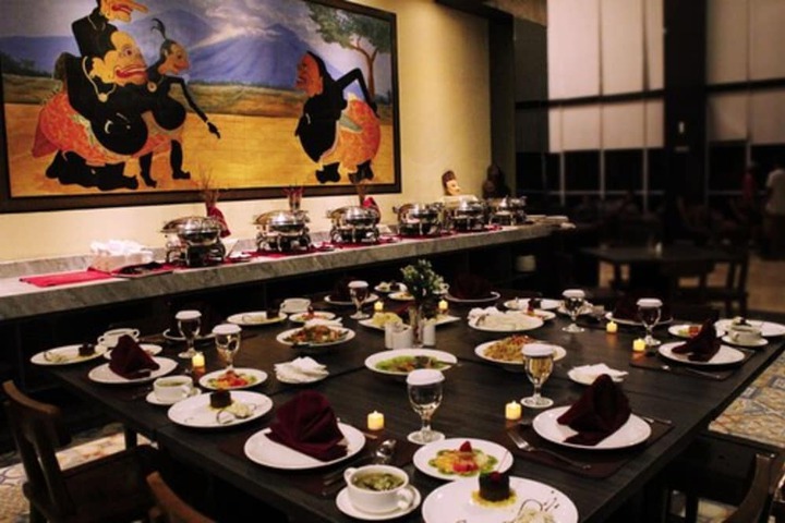 Restaurants