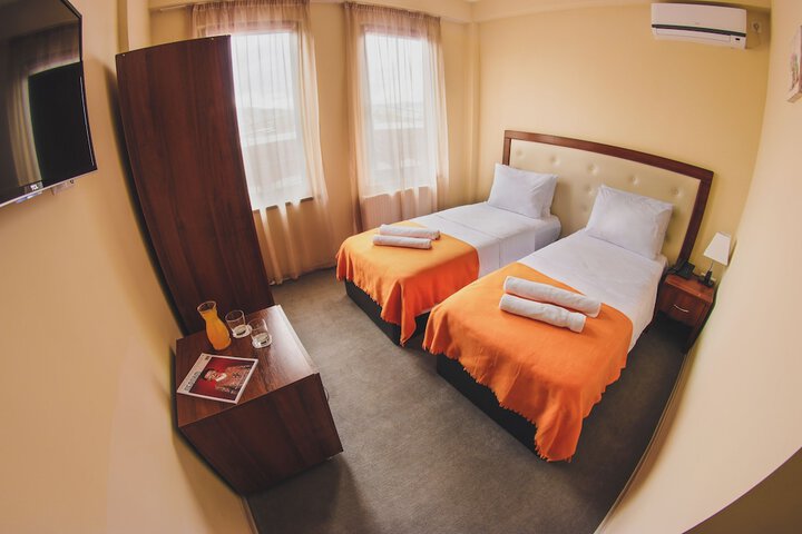 Room 19 of 56
