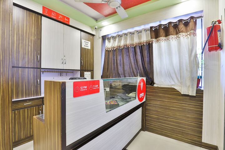 OYO 2591 HOTEL ANJANI PALACE