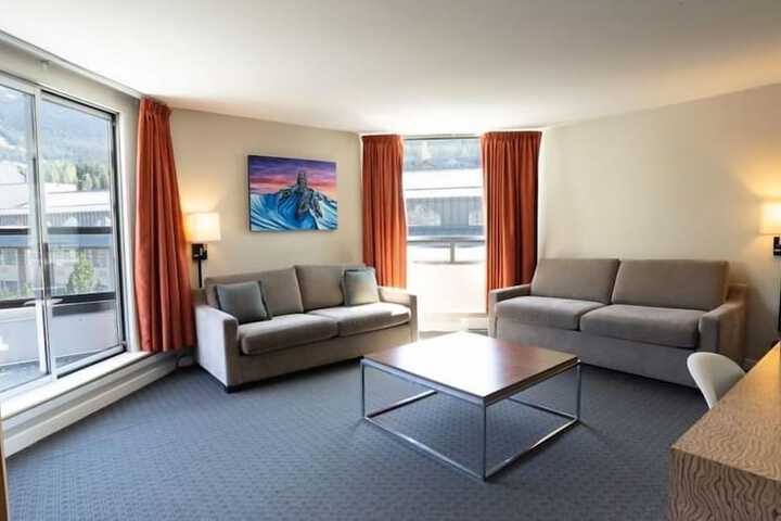 Room 44 of 68