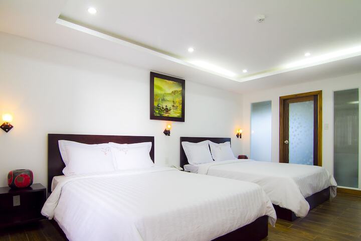 Room 10 of 47