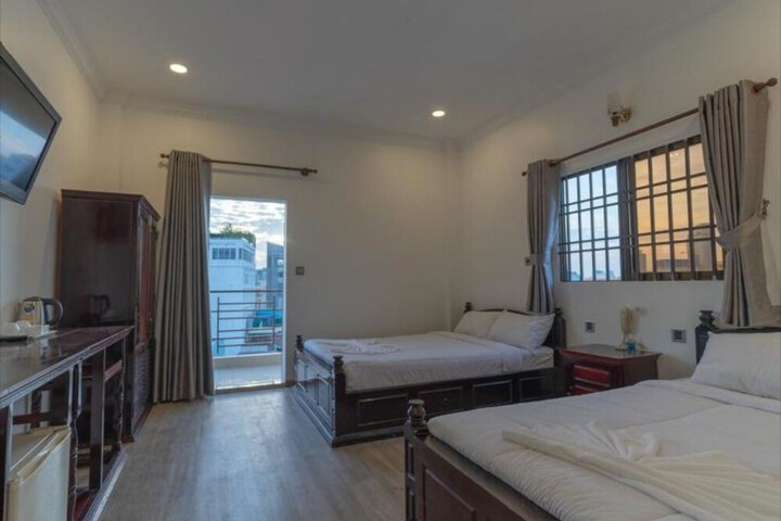 Room 19 of 39