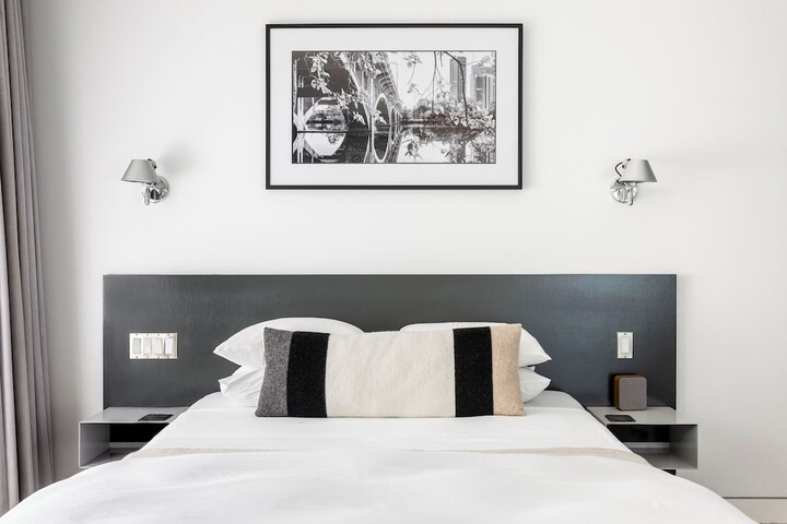 Room 4 of 39