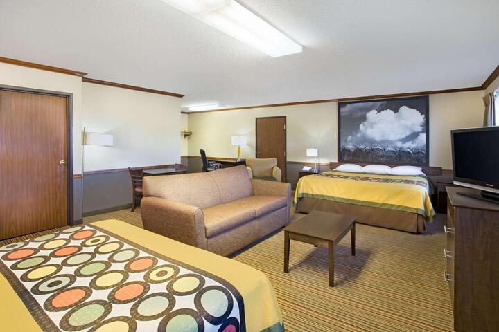 1 King Bed Mobility Accessible (21 of 21)