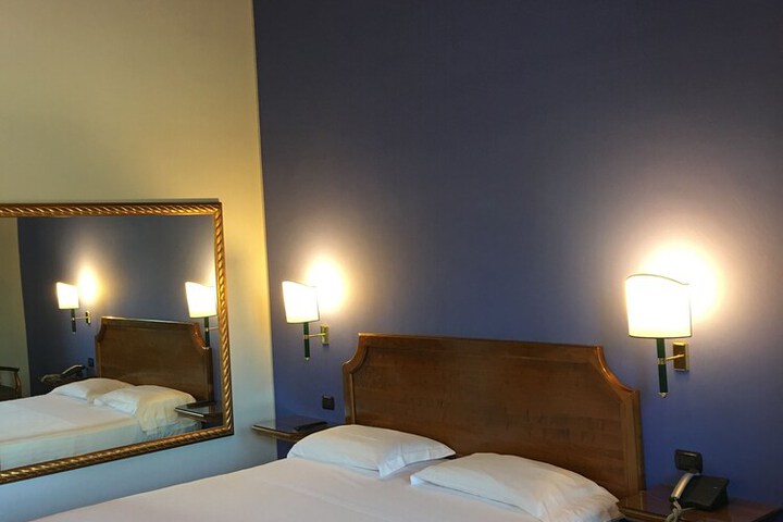 Room 60 of 110